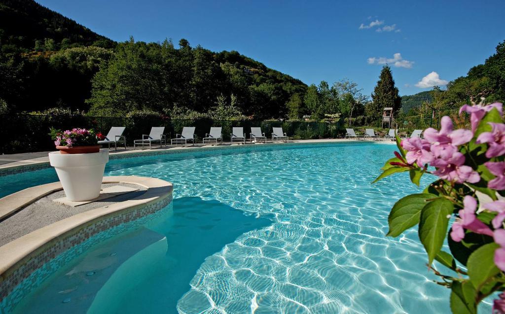 La Riviere Hotel
