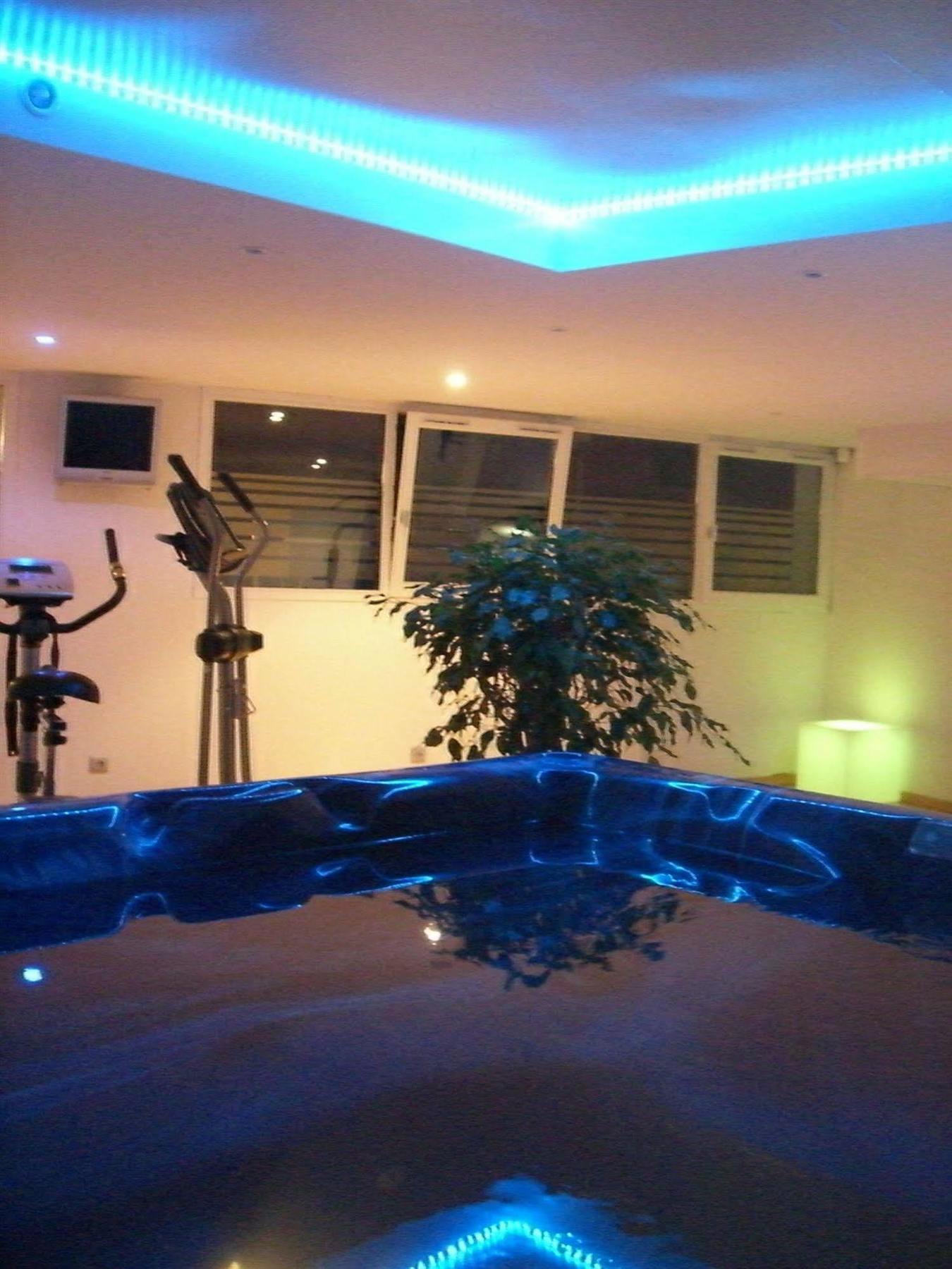 La Riviere Hotel 3*